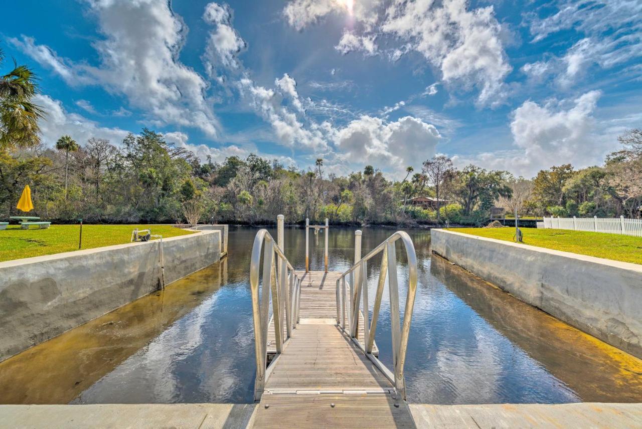 Holiday home Withlacoochee River House With Dock And Kayaks! Yankeetown