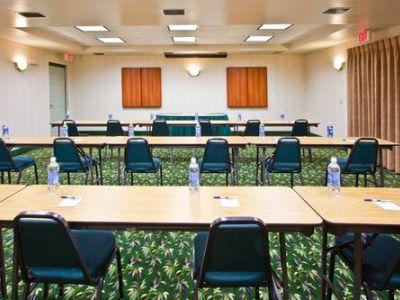 Hotel Express & Plant By Ihg Plant City