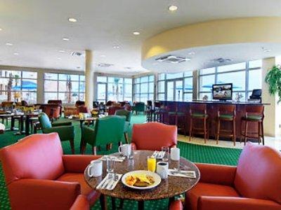 Hotel Courtyard By Marriott Jacksonville Oceanfront 3*