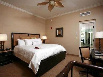 Crowne Plaza Grand Hotel Pensacola