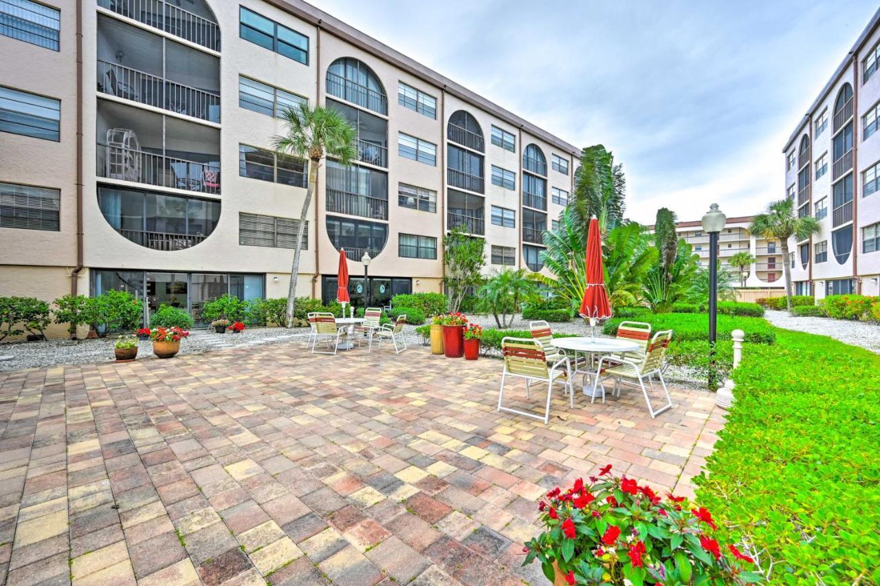 Waterfront With Pool And Hot Tub! Apartment Marco Island