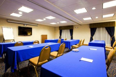Express & Jacksonville-blount Island By Ihg Hotel