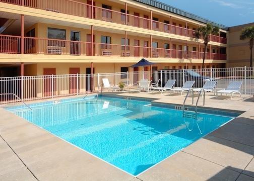Quality N.a.s.-corry Hotel