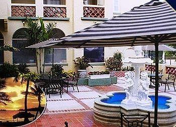 The Bradley Park Hotel Palm Beach