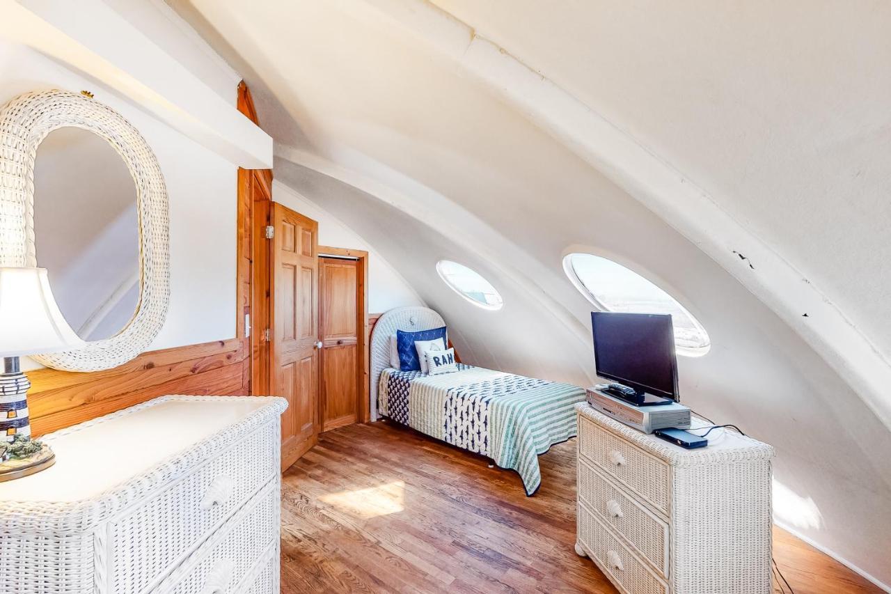 Dome Holiday home *