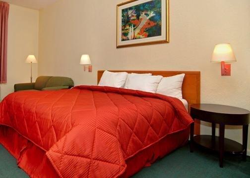Inn Rodeway Wesley Chapel