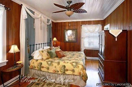 Hotel Beachfront 3*