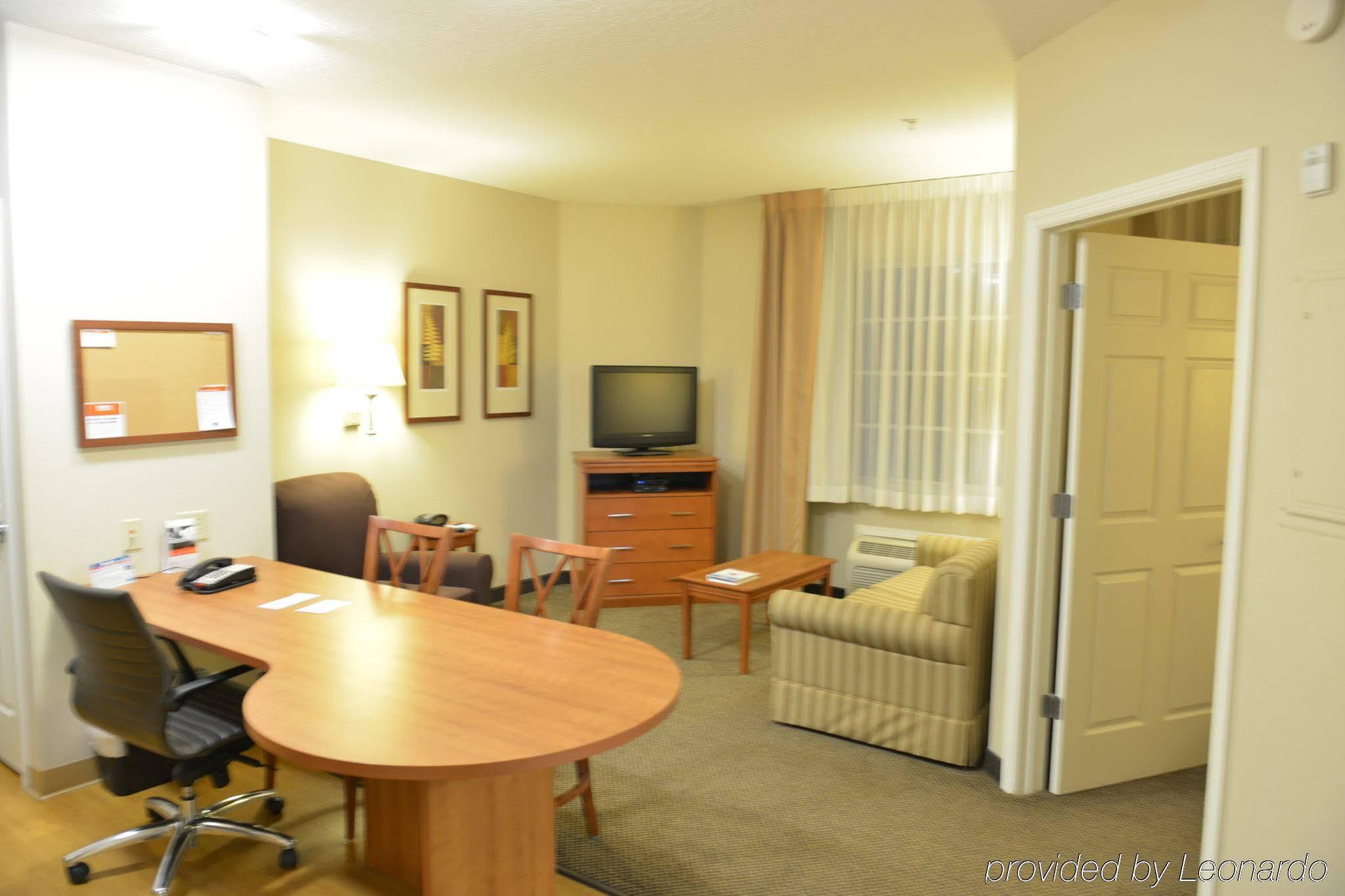 Candlewood Melbourne/viera By Ihg