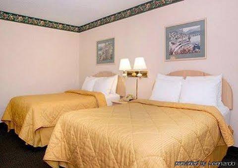 Rodeway North Inn