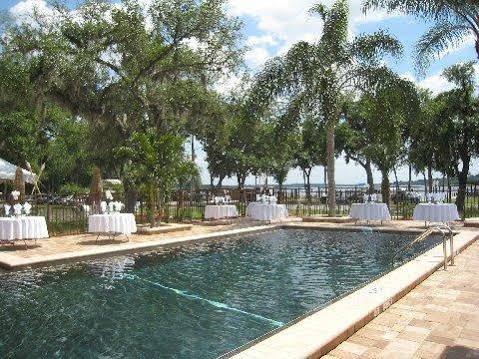 Tropical Marina & On Beresford