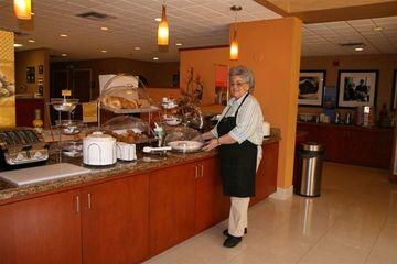 Hotel Hampton Naples-central 3*