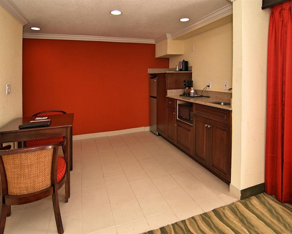 Western Palm Gardens & And Conference Ct Hotel 3*