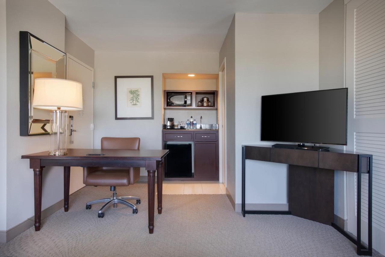 Sheraton Lauderdale West Hotel 4*