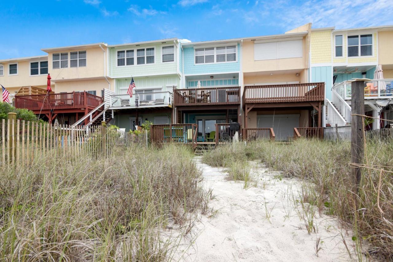 Holiday home Seaside Pointe By Book That