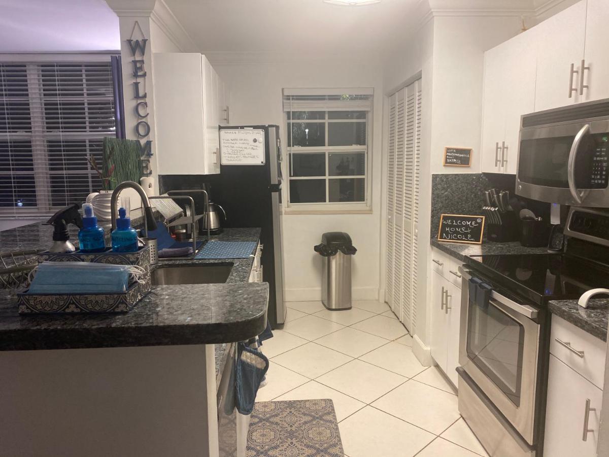 The Nautical! Amazing 3bed 2bath At Yacht Club Apartment Aventura