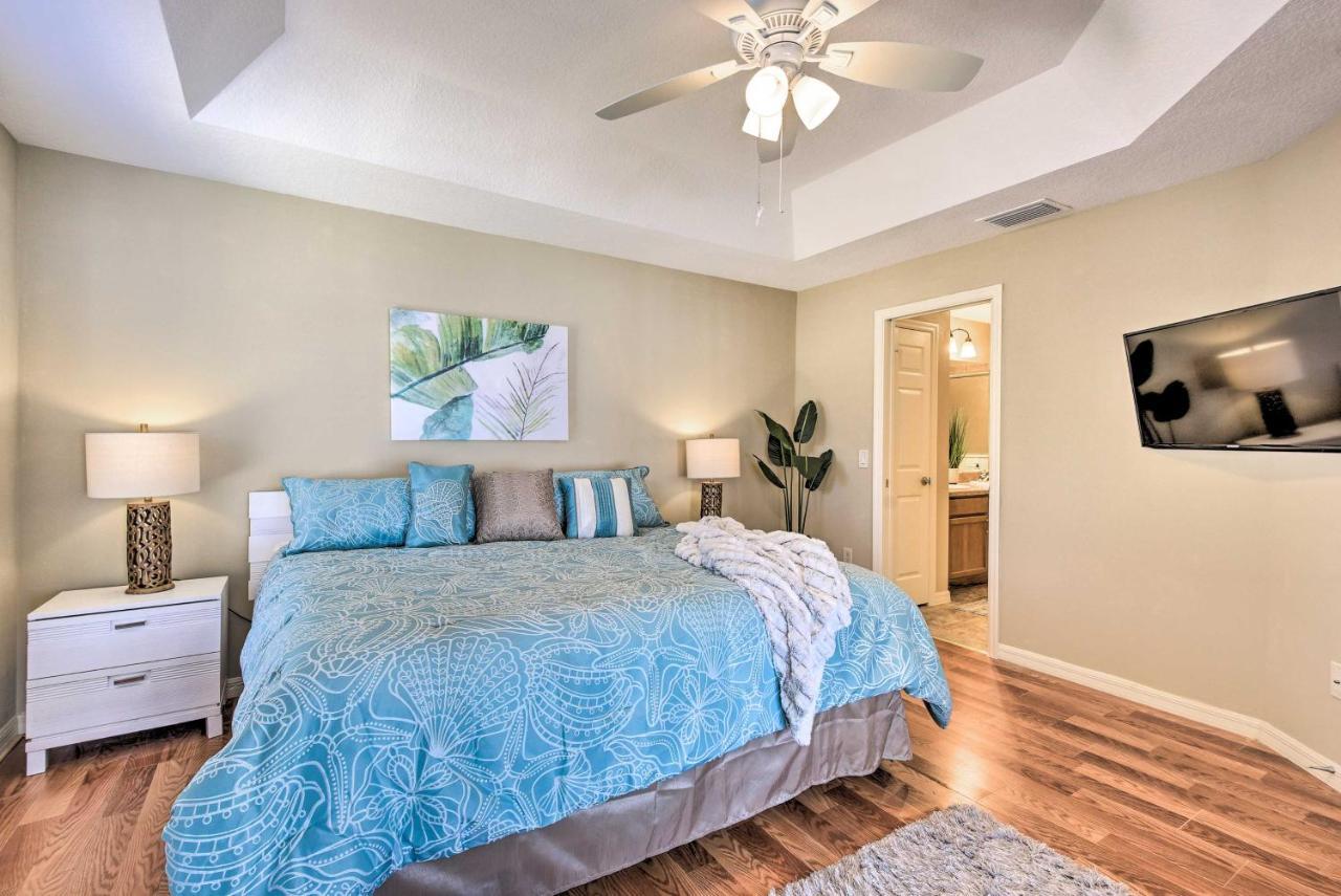 Sunny Courtyard With Patio Golf And Dine! * The Villages