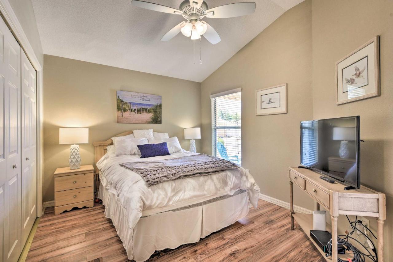 Sunny Courtyard With Patio Golf And Dine! *