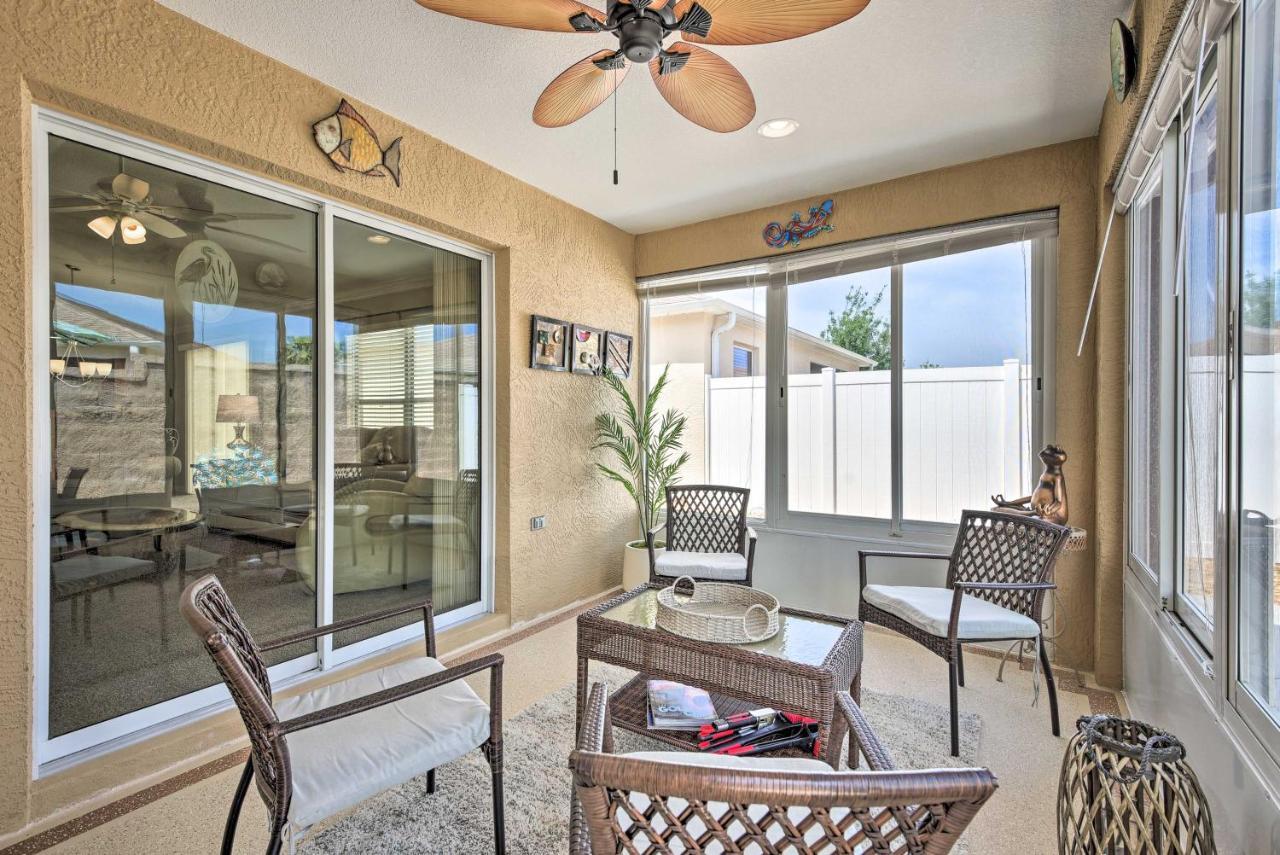 Sunny Courtyard With Patio Golf And Dine! Villa The Villages