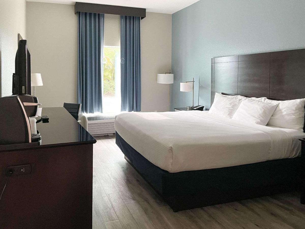 Hotel Comfort & Melbourne-viera