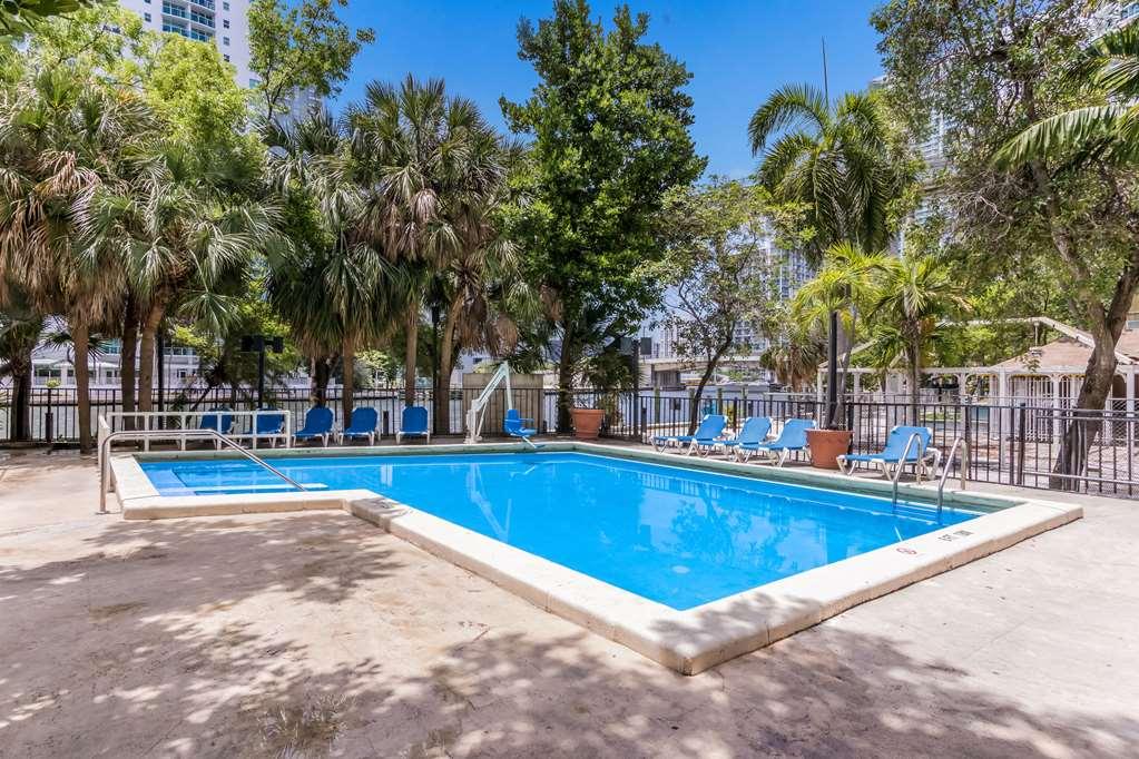 Comfort & Downtown Brickell-port Of 4* Miami
