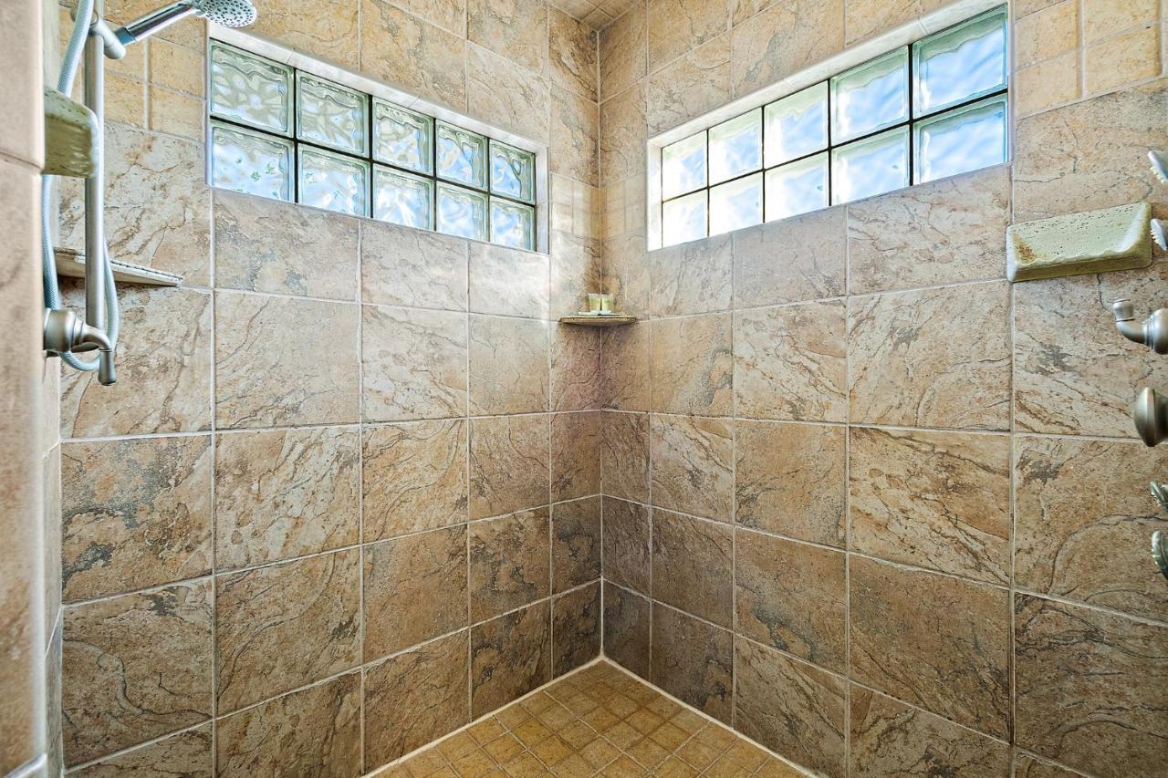 Holiday home Fantasea Is The Perfect House With Pool And Hot Tub 4 Bed3 Bath With 2 Master Palm Coast