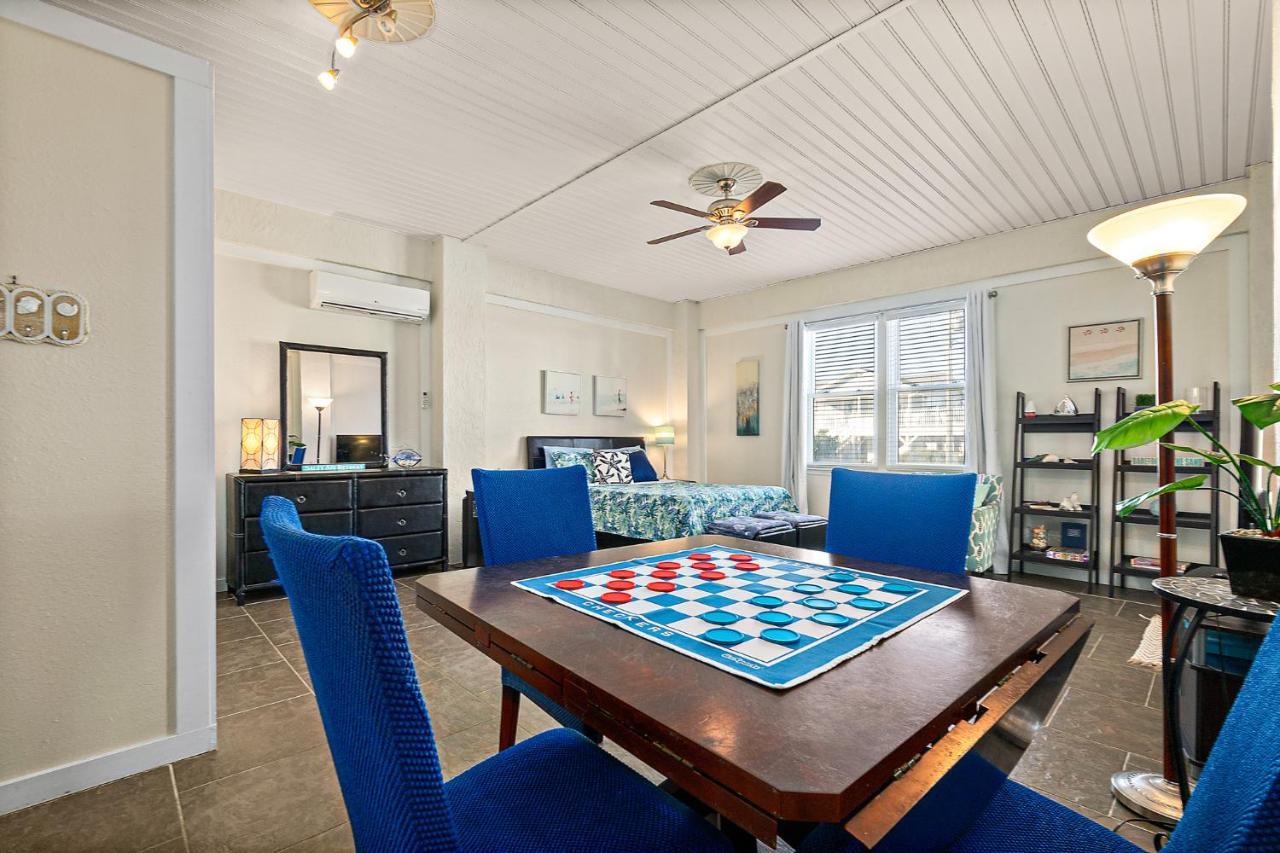Fantasea Is The Perfect House With Pool And Hot Tub 4 Bed3 Bath With 2 Master *