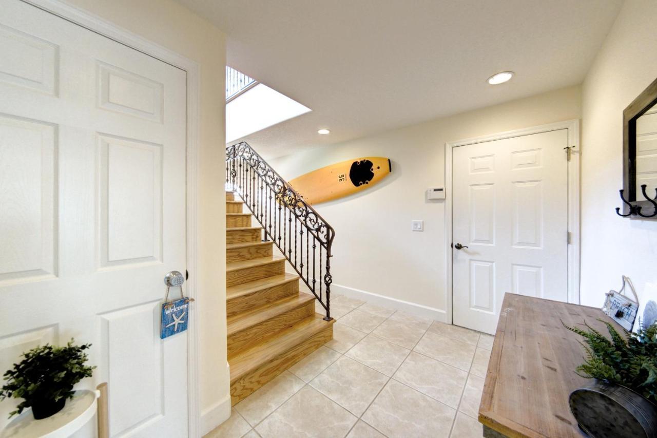Oasis By The Sea Front Community - Luxurious Pool With Waterfall - Sleeps 10 - Palm Coast