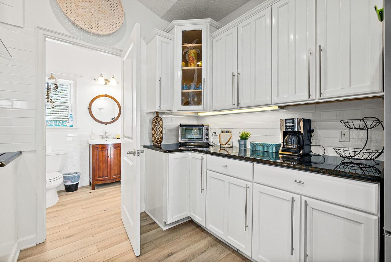 Fantasea Is The Perfect House With Pool And Hot Tub 4 Bed3 Bath With 2 Master * Palm Coast