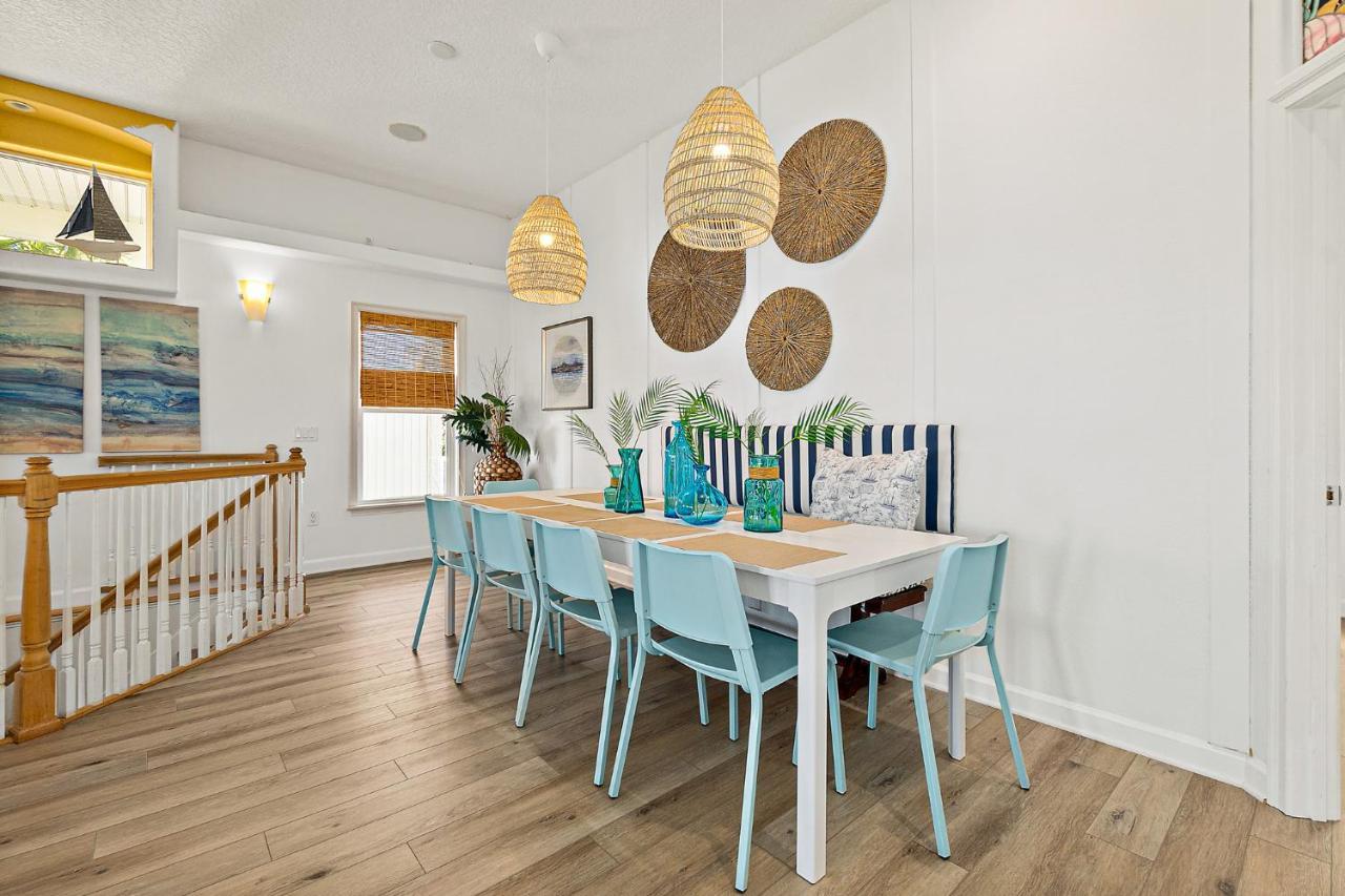 Fantasea Is The Perfect House With Pool And Hot Tub 4 Bed3 Bath With 2 Master Holiday home