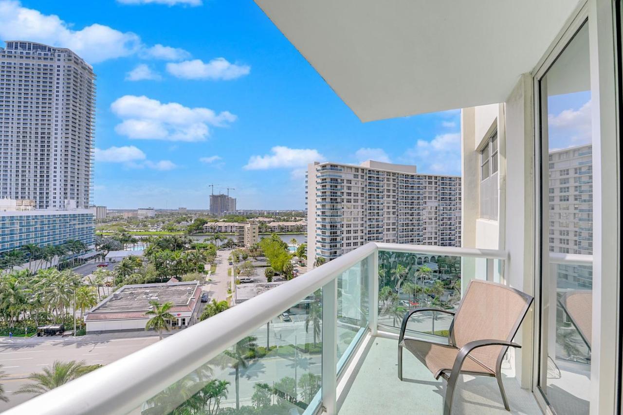 2 Bedrooms 2 Full Bathrooms Apt. On The Apartment *