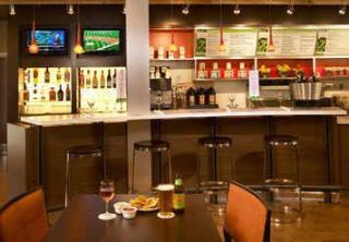 Courtyard By Marriott Orlando Mary North Heathrow