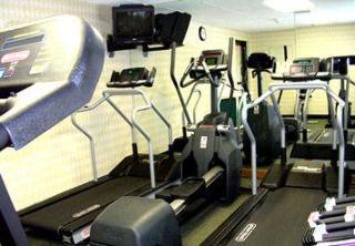 Courtyard Westshore/airport Hotel 3*