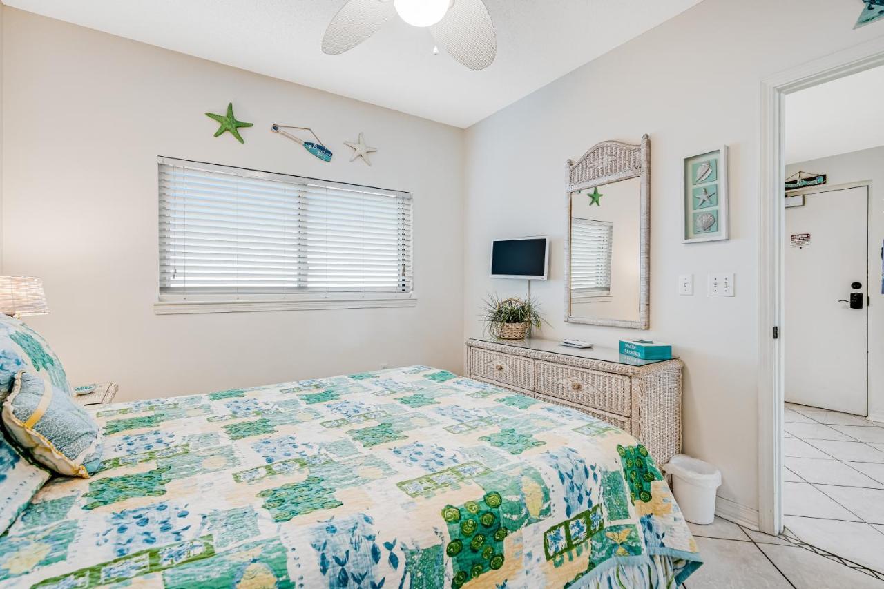 Beachy Beaut At Emerald Isle Hotel