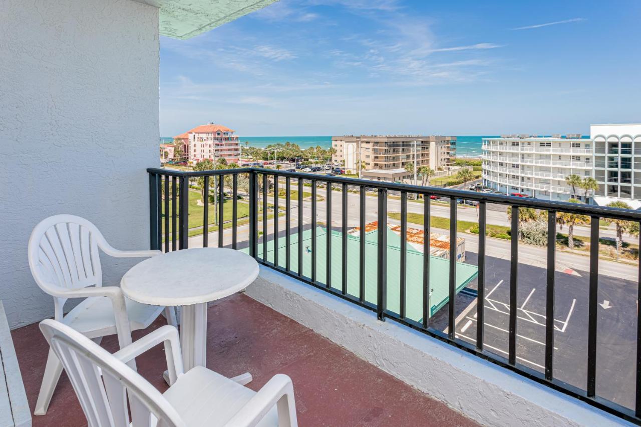 Hotel Beachside And
