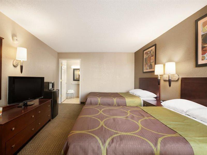 Hotel Super 8 By Wyndham Ormond 2*