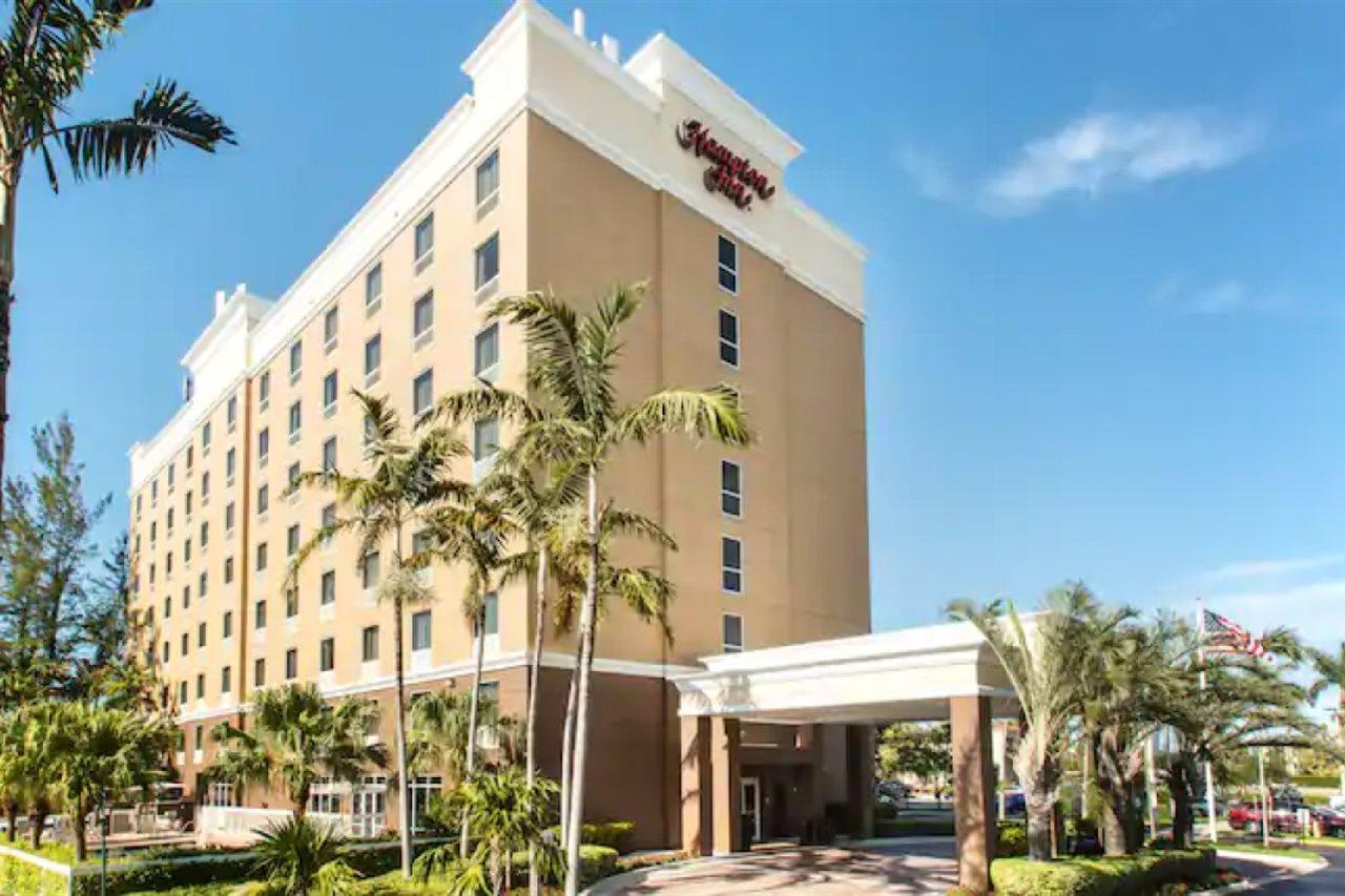 Hampton Hallandale Beach-aventura 3*