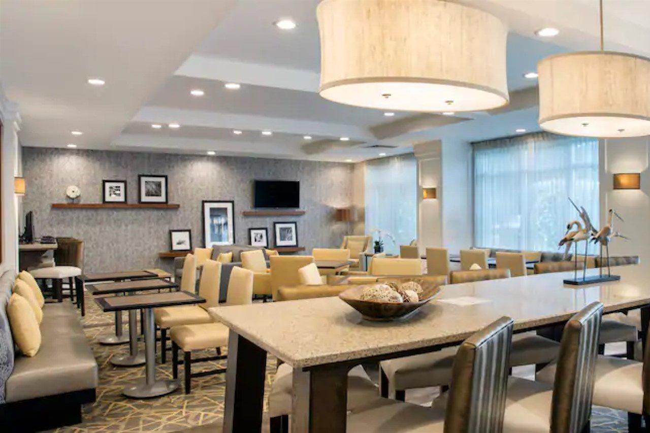 Hotel Hampton Hallandale Beach-aventura