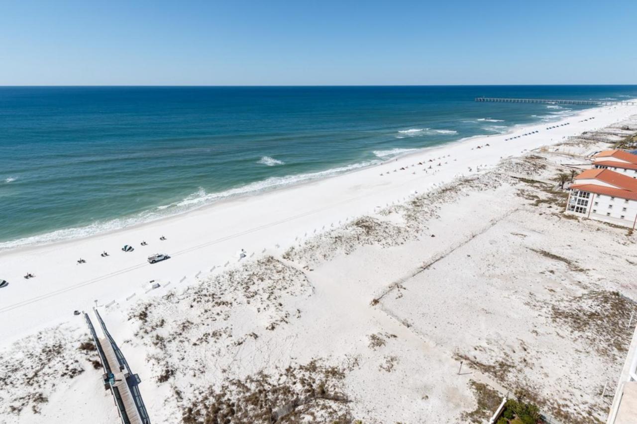 Beachy Beaut At Emerald Isle *