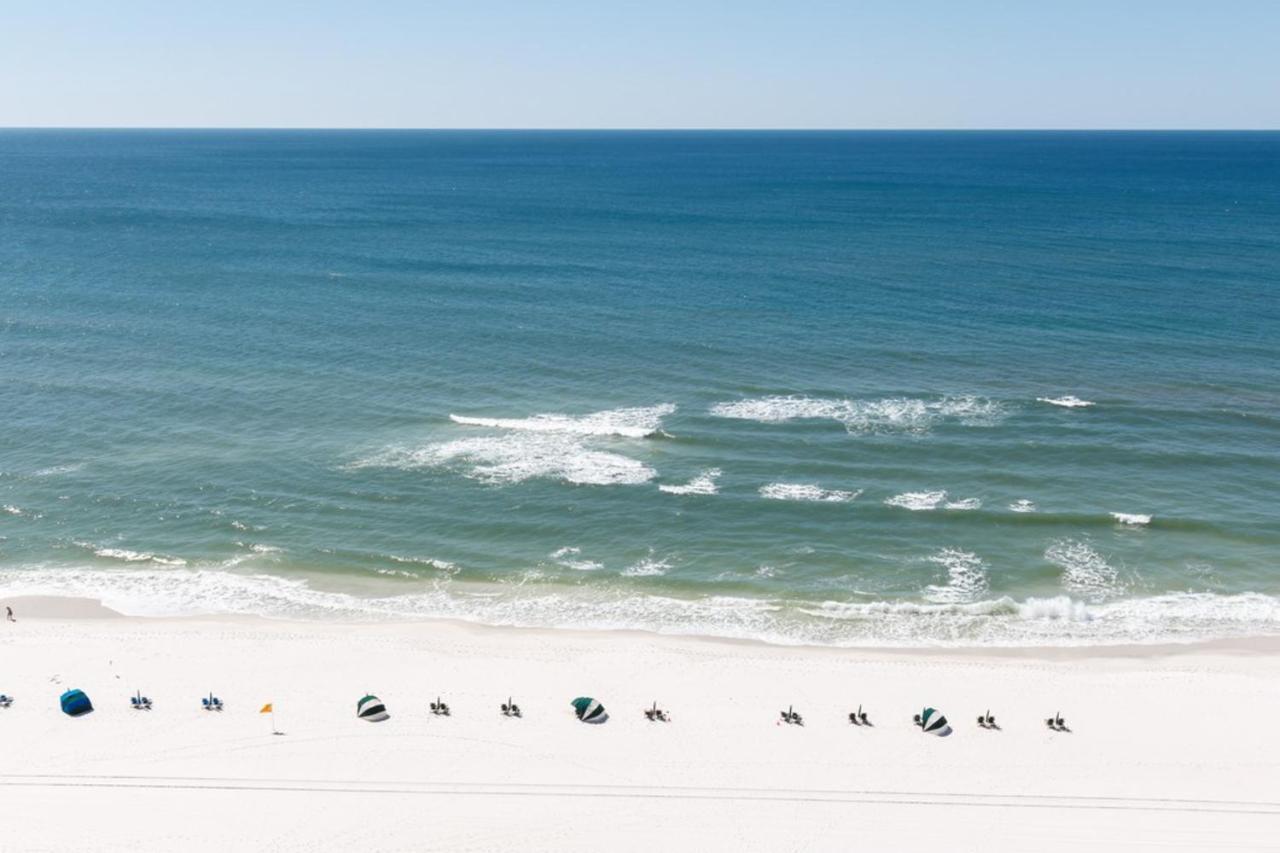 Beachy Beaut At Emerald Isle