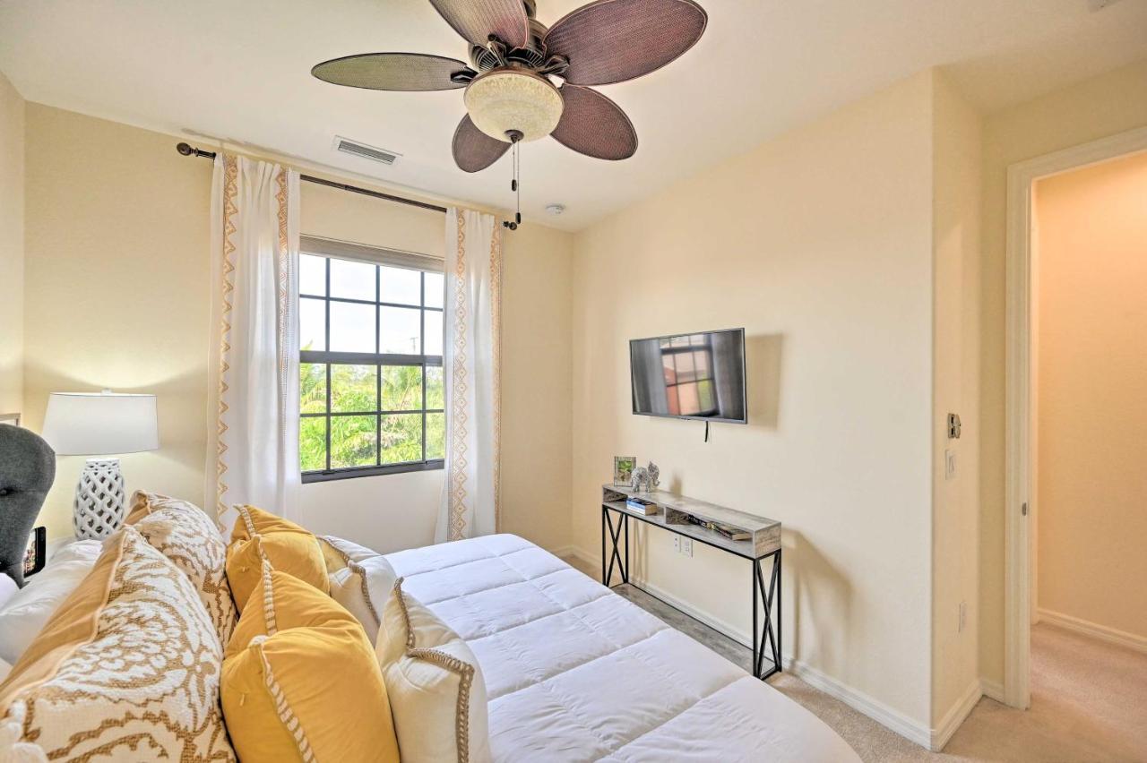 Alluring Retreat With Amenities! Holiday home *