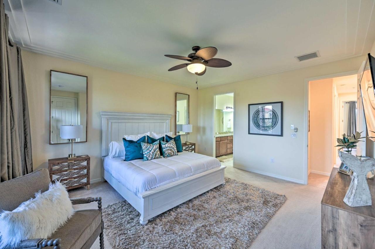 Alluring Retreat With Amenities! Holiday home Naples