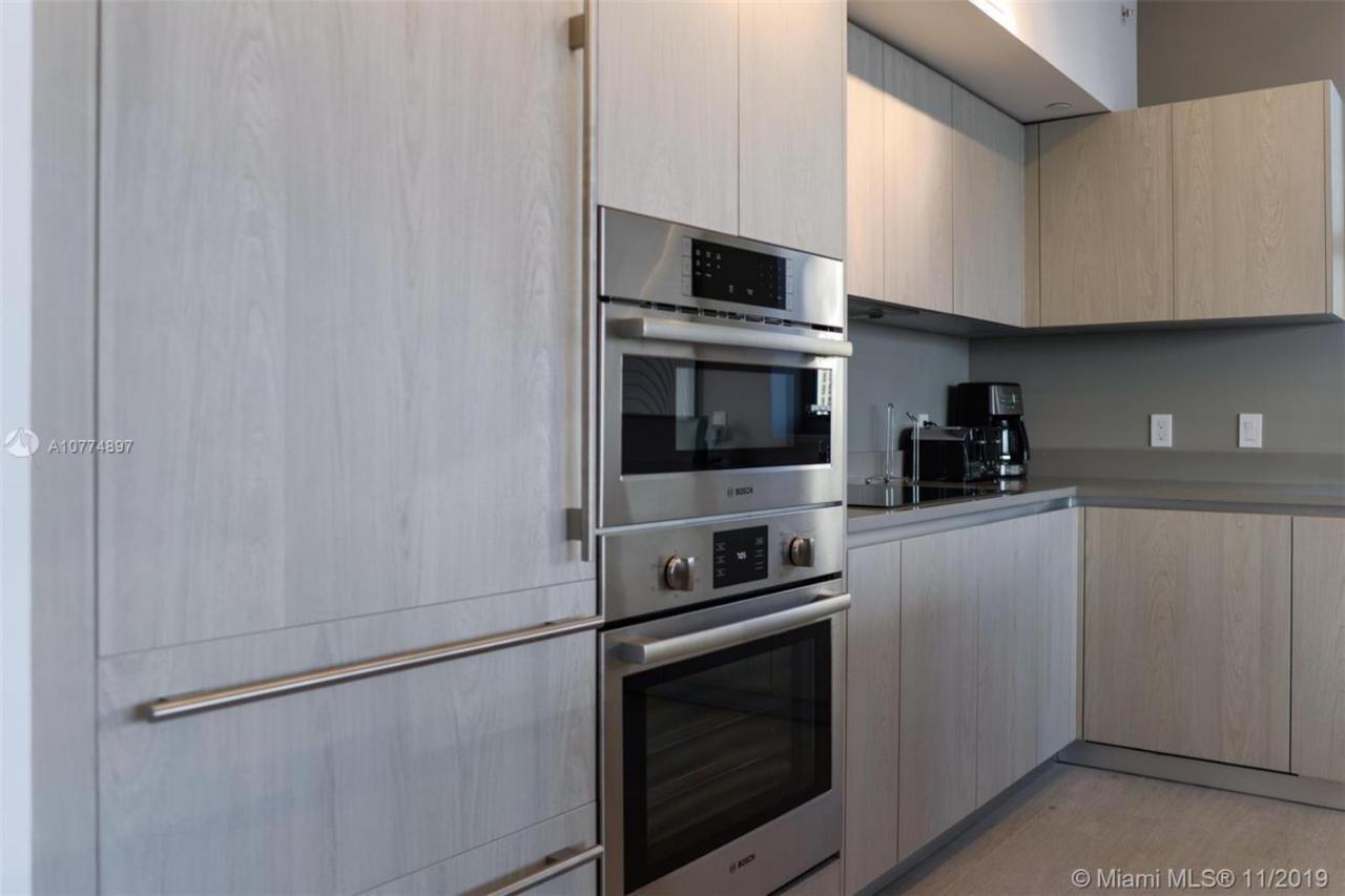 Hyde House Private 4*