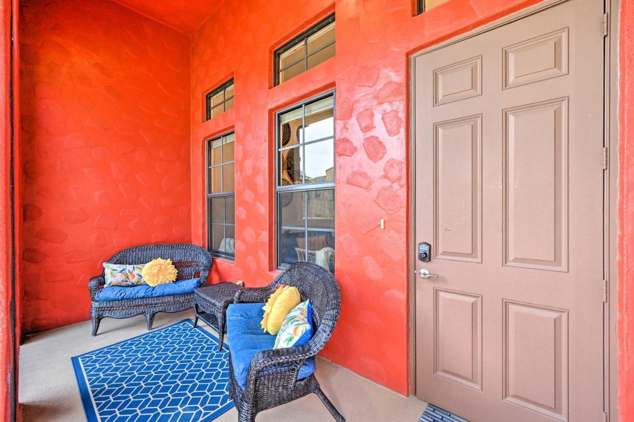 Alluring Retreat With Amenities! * Naples