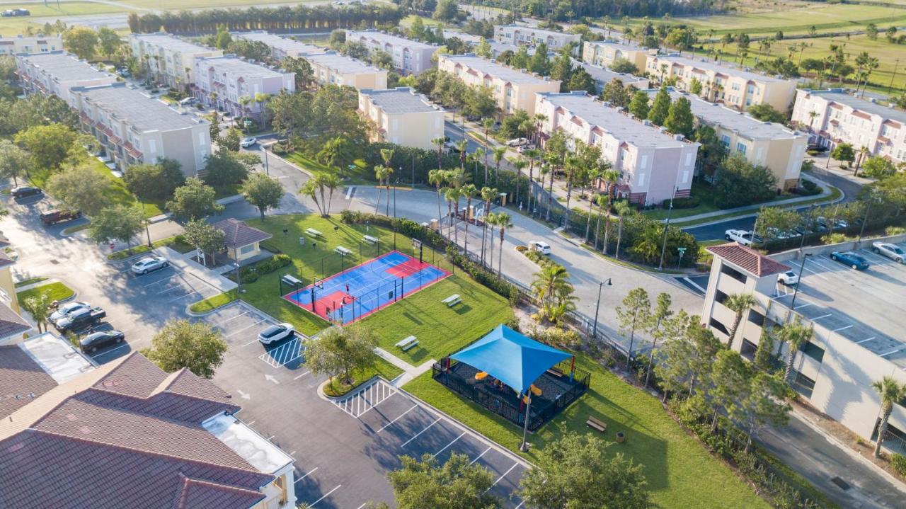 Parks- International Dr - Luxury Condominium- Fully Equipped - 3bed & 2 Bath- Apartment Orlando