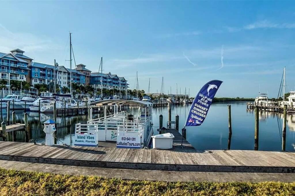 Bay View, Studio206, Steps Away! Pool+wifi *
