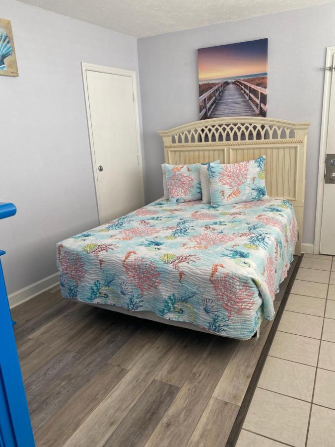 Sea Dip Resort Daytona Beach