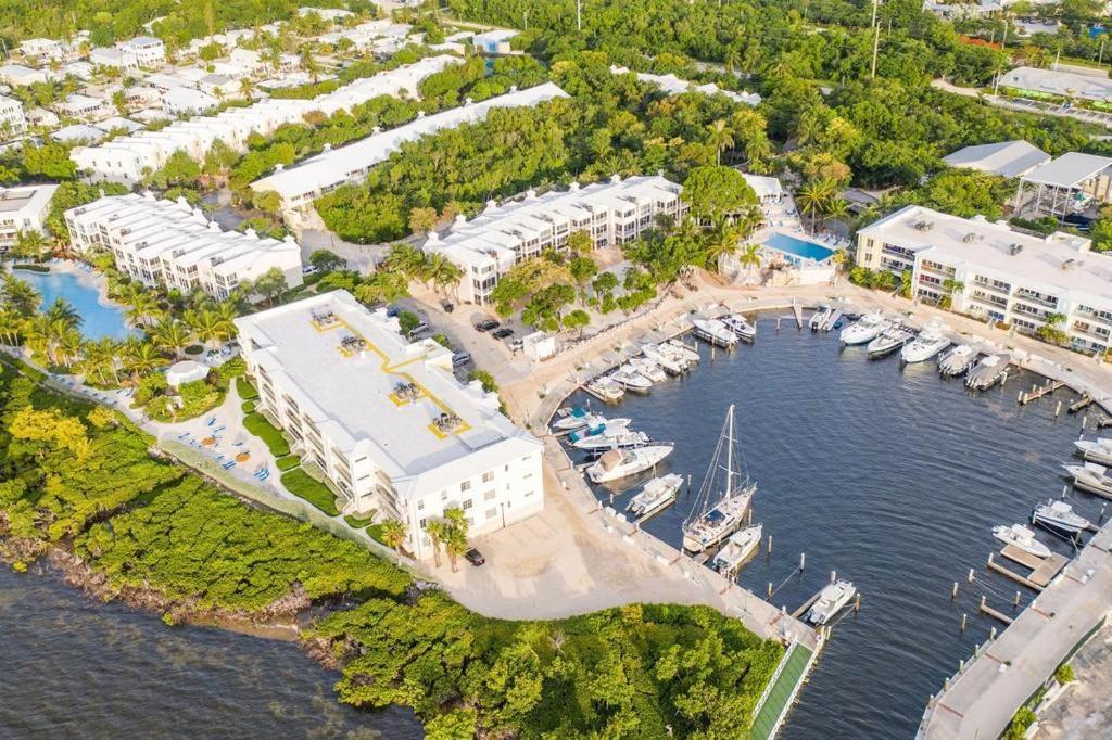 Licensed Mgr - Luxury Vip Penthouse - Offers Panoramic Ocean Views! *
