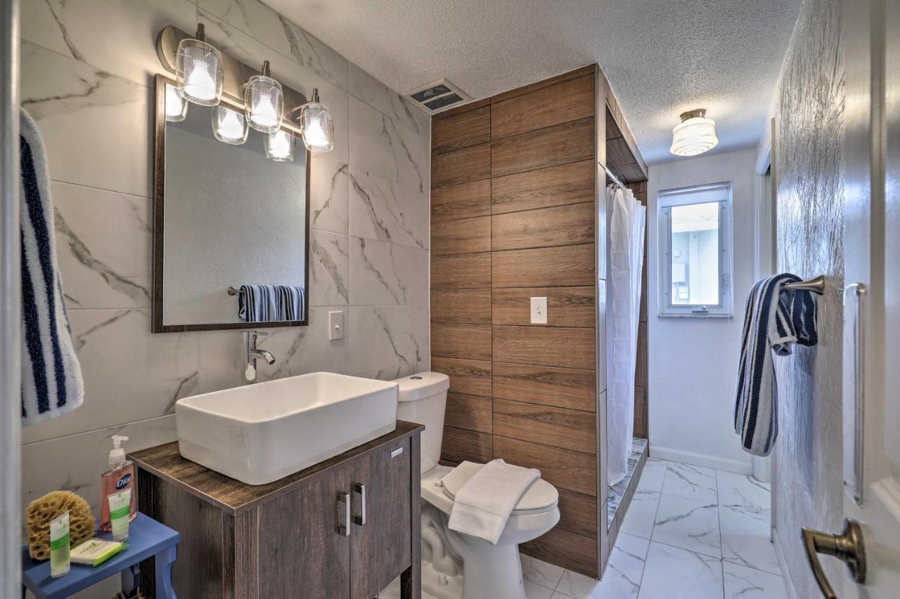 Charming With Patio, 7 Mi To Sunset Beach! *