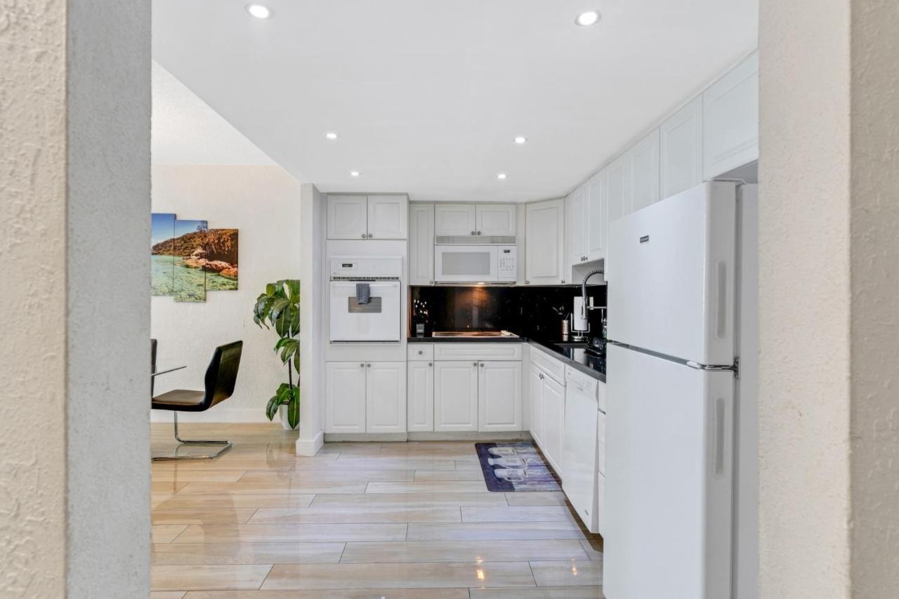 Sunny Isles Ocean Reserve Superb