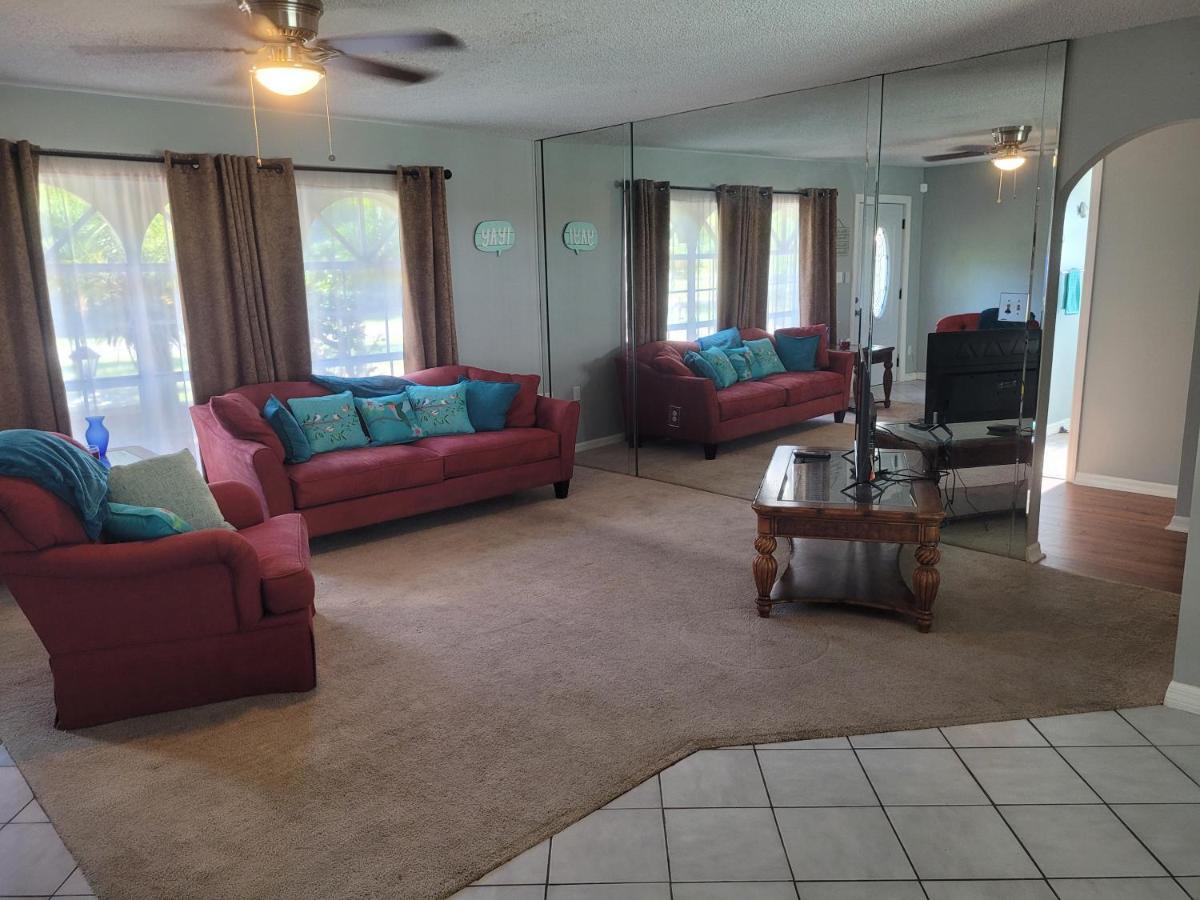 Full Bungalow With Swimming Pool
